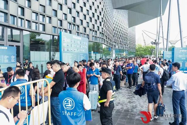 高端医疗创新智造 第42届上海国际医疗器械展在沪开幕